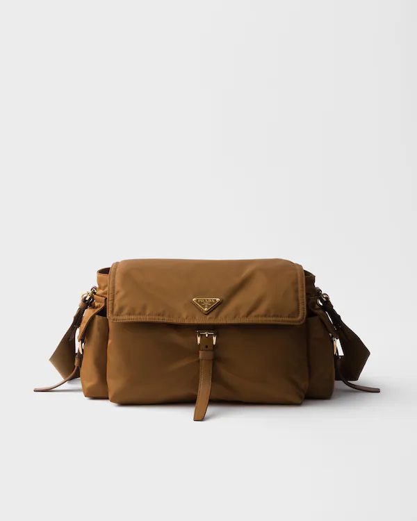 Prada Explore borsa a tracolla grande in Re-Nylon con cerniera