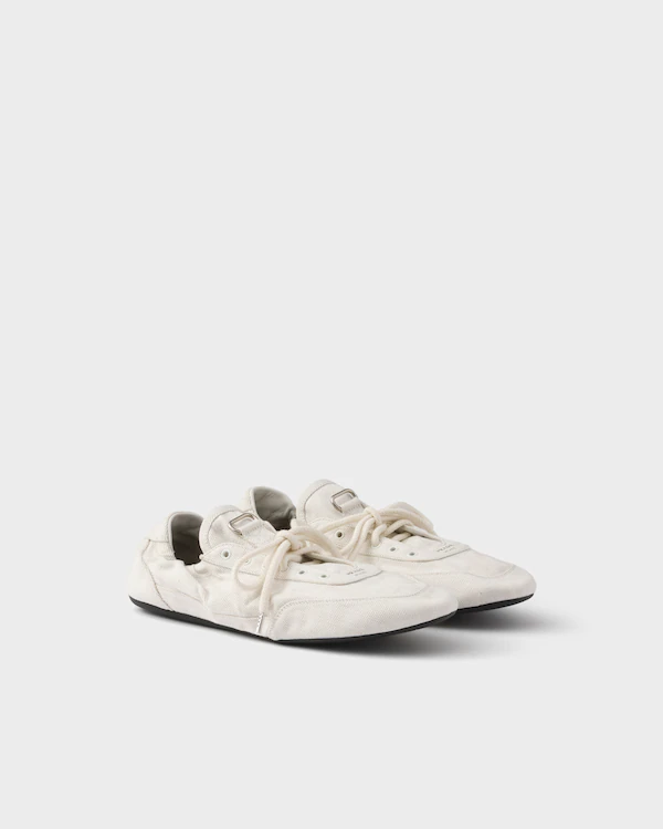 Sneakers in denim a pieghe