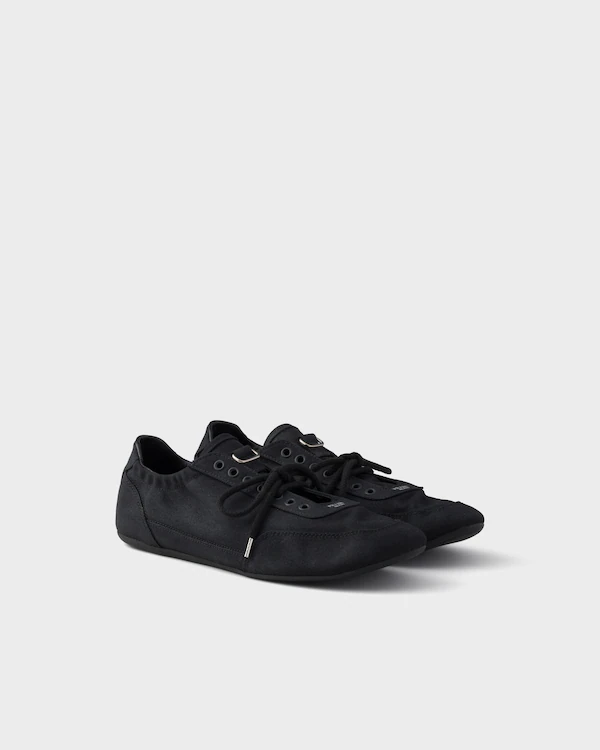 Sneakers in tela pieghevole