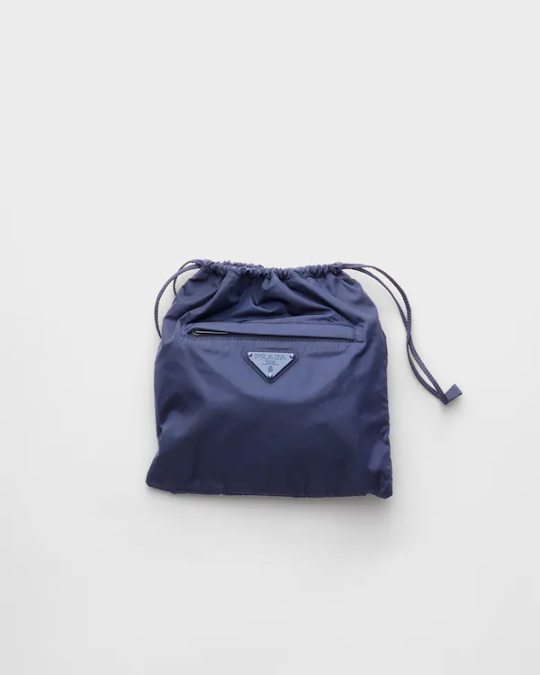 Portafoglio pieghevole in Re-Nylon