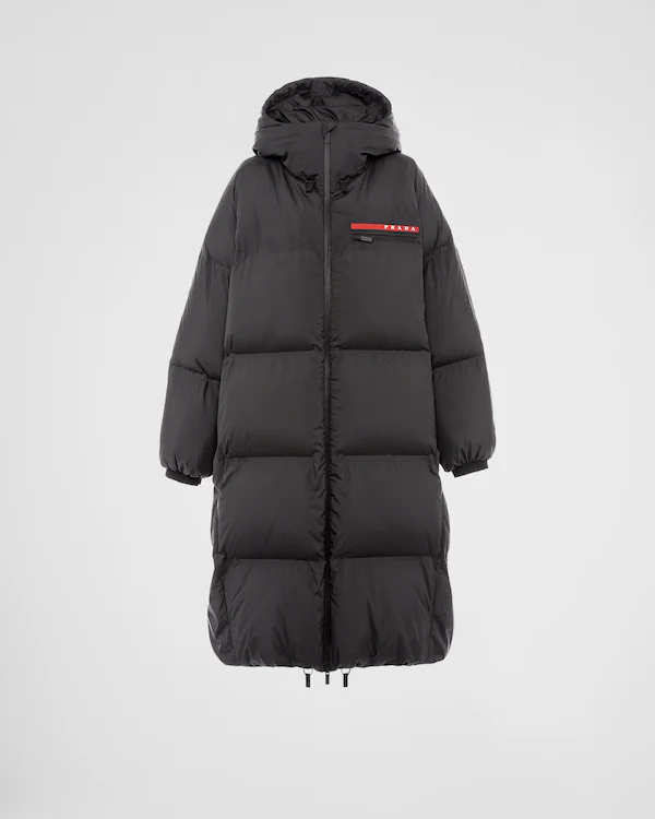 Cappotto imbottito oversize in Re-Nylon tecnico