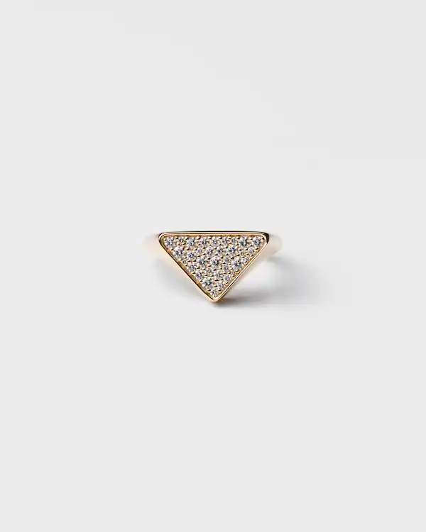 Anello sigillo Eternal Gold in oro giallo con diamanti