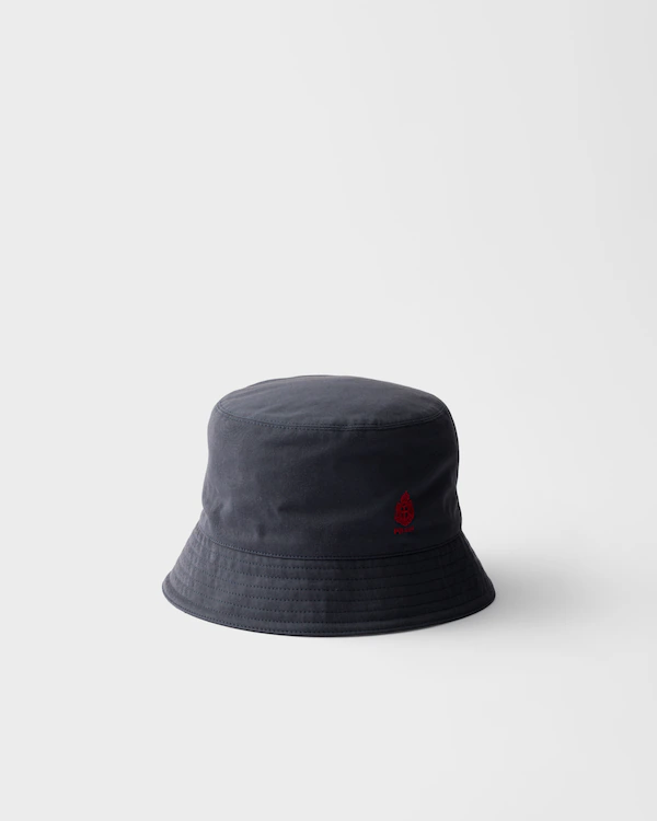 Vecchio cappello da bucket in gabardine