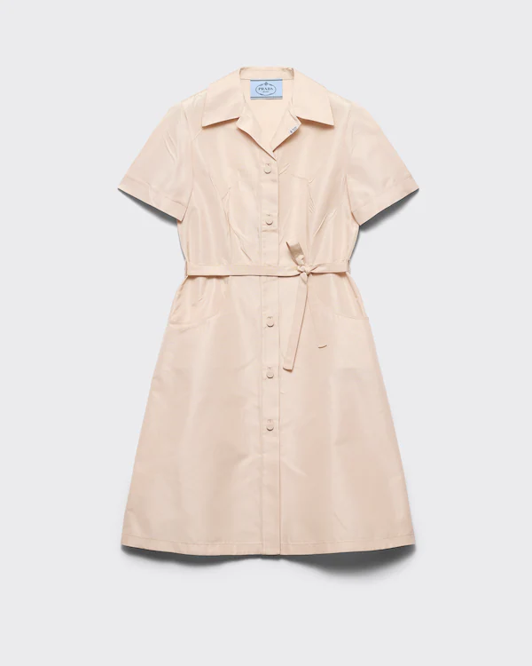 Abito con camicia a righe