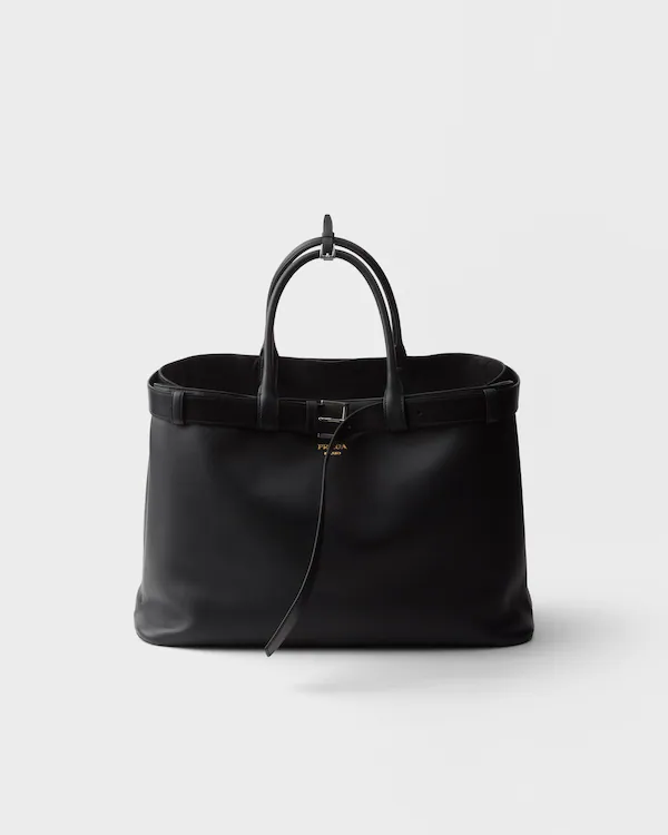 Borsa in pelle Prada con fibbia e cinturino