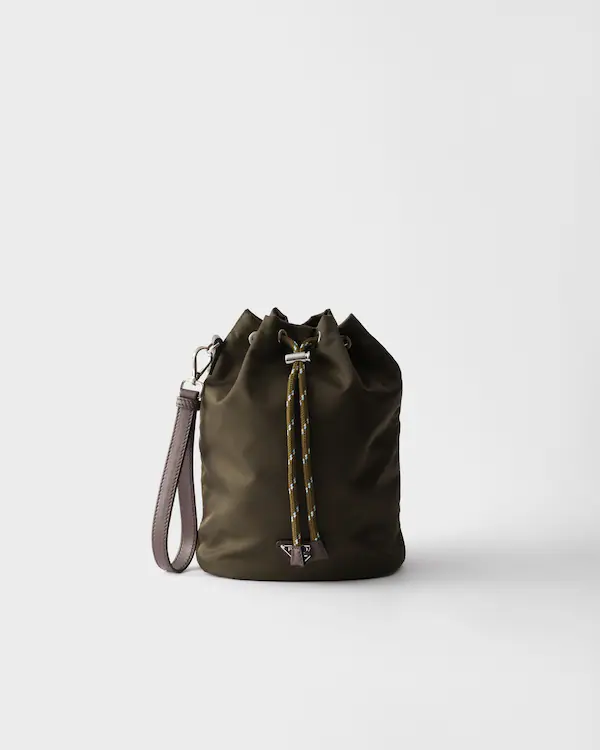 Portafoglio Prada Speedrock in Re-Nylon e pelle