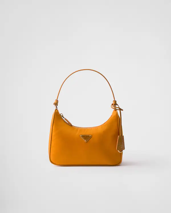 Borsa mini Re-Edition 2005 Prada in Re-Nylon e Saffiano