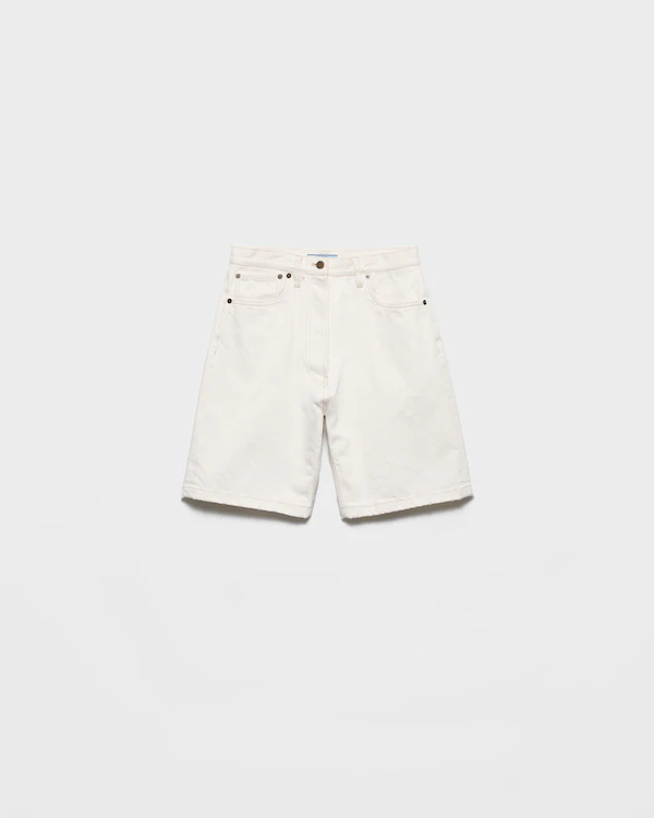 Bermuda in denim usato Bermuda in denim usato