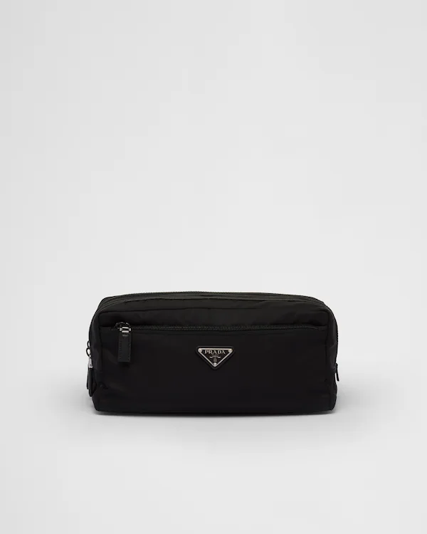 Portafoglio da viaggio in Re-Nylon e pelle Saffiano